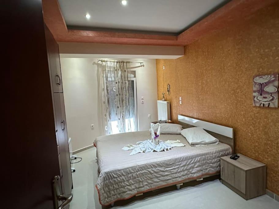 Вилла Lux House With Garden Kampos  Экстерьер фото